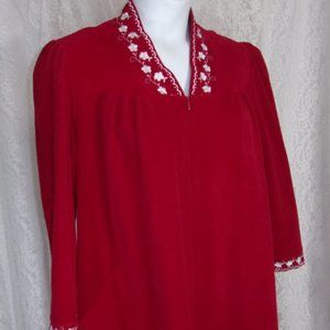 Vanity Fair Waltz Robe Size M NWOT